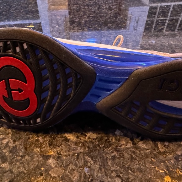 Gucci Run Sneakers Size 41 - Picture 5 of 10